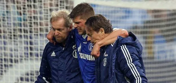 Schalke’ye büyük şok!