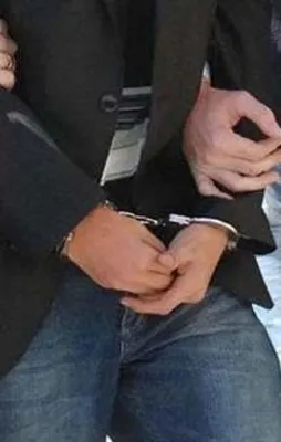 FETÖ'cü 19 hakim ve savcı yakalandı