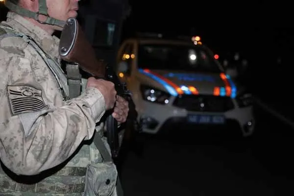Kahramanmaraş'ta jandarmadan şok uygulama! Hepsi ele geçirildi-4