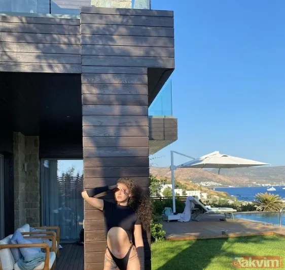 Melisa Şenolsun'un 'ısınalım' notlu mayokinili karesi olay! Sosyal medya çalkalandı yorum üstüne yorum yağdı: "Giyinmeyi unutmuş..." - 6