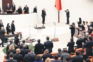 ‘Gerekirse tekrar ayağa kalkacağım’
