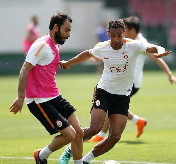 Aysel Uçkan Galatasaray antrenmanında yer aldı-3