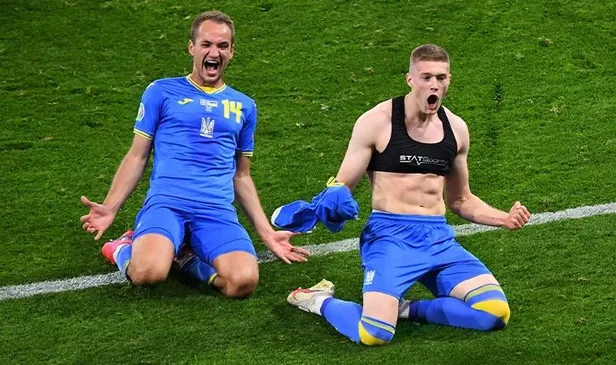 fenerbahce-ve-besiktas-dniprodan-ayrilmasi-beklenen-genc-golcu-artem-dovbyk-gozunu-dikti-1647386822346.jpeg Fenerbahçe ve Beşiktaş, Dnipro’dan ayrılması beklenen genç golcü Artem Dovbyk gözünü dikti-3