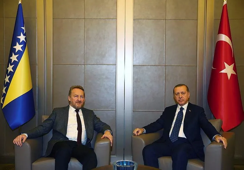 Cumhurbaşkanı Erdoğan, İzzetbegoviç'i kabul etti-1