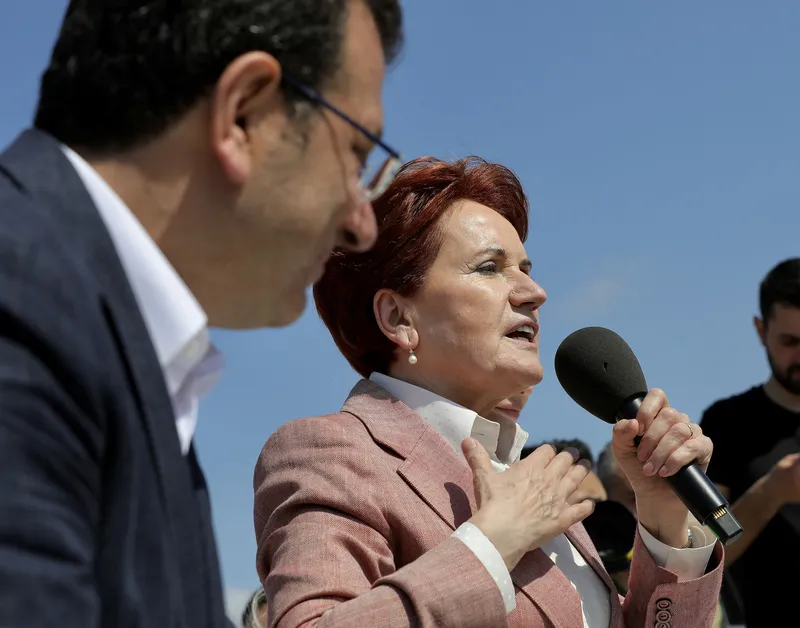 İYİ Partili Bilge Yılmaz’ın istifa iddiaları CHP medyasını sevindirdi! HALK TV sunucusu İsmail Küçükkaya’dan Akşener’e: Partiniz böyle çatlar-3