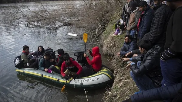 yunanistan-multecilere-karsi-ses-bombasindan-sonra-simdi-de-zeplin-kaldiracak-1624860197951.jpg Yunanistan mültecilere karşı ses bombasından sonra şimdi de zeplin kaldıracak-7