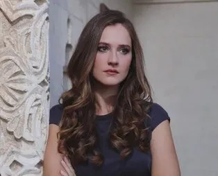 Hercai'nin Gönül'ü Oya Unustası'nın güzelliği annesinden! İşte Oya Unustası'nın annesi