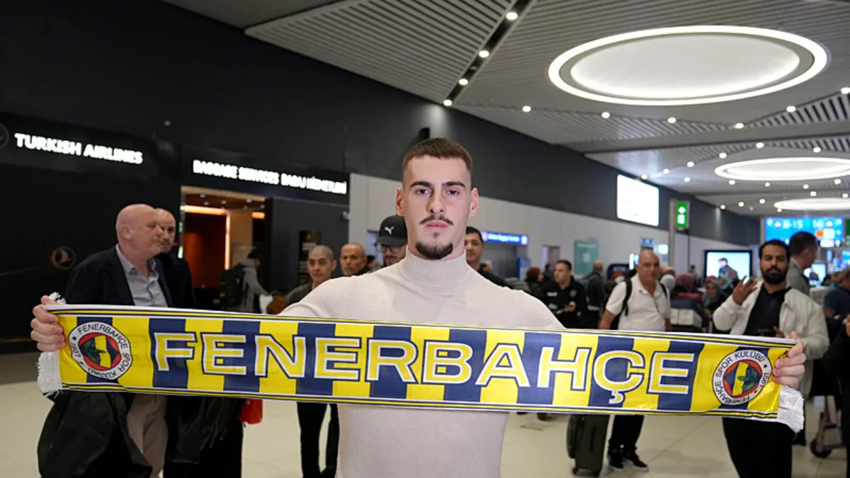 Fenerbahçe'de ayrılık! Resmen açıklandı