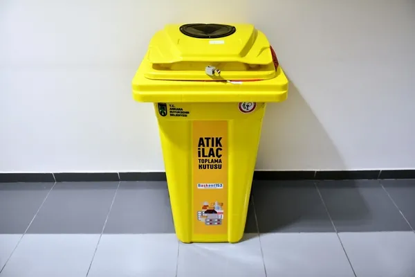 kuralina-uygun-bertaraf-edilmeyen-atik-ilaclar-cevre-icin-tehdit-olusturuyor-ilaclari-asla-cope-atmayin-1635170237070.jpg Kuralına uygun bertaraf edilmeyen atık ilaçlar çevre için tehdit oluşturuyor: İlaçları asla çöpe atmayın-4