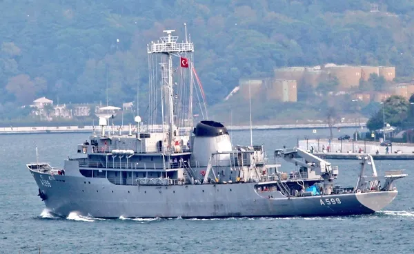 son-dakika-yunanistan-alcak-hamle-4-f-16-arastirma-yapan-tcg-cesme-gemimizi-taciz-etti-1614082778565.jpg