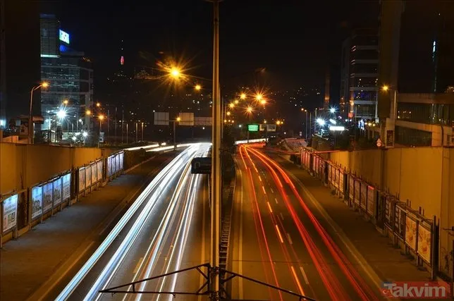 Hafta sonu uygulanacak sokağa çıkma kısıtlaması başladı! Kimler muaf, nereler açık? Ne yasak? Şehirler arası seyahat...