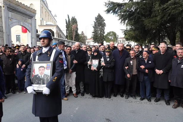 Son dakika: Başkan Erdoğan şehit Cihan Erat için düzenlenen cenaze törenine katıldı-2