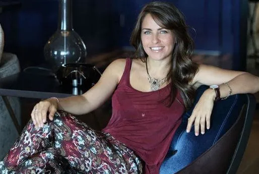 Aslı Tandoğan: Ailemize yeni bir üye geliyor-1