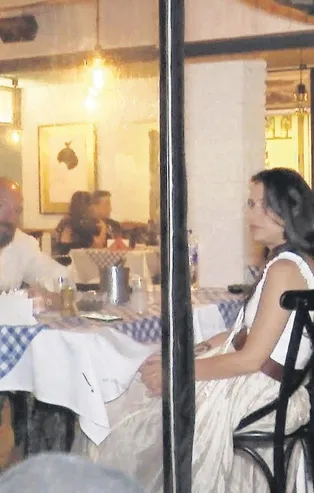 Aslı Enver’in Berkin Gökbudak’la evlilik haberlerinin ardından Önder Öztarhan Elif Boyner’le yakalandı