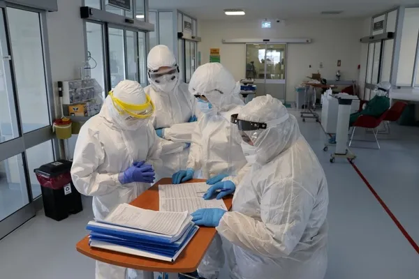 son-dakika-saglik-calisanlarina-izin-ve-emeklilik-islemleri-kisitlamasi-kaldirildi-1611050089338.jpg SON DAKİKA: Sağlık çalışanlarına izin ve emeklilik işlemleri kısıtlaması kaldırıldı-5