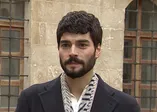 Akın Akınözü kimdir, kaç yaşında, nereli? Hercai'nin Miran Aslanbey'i Akın Akınözü'nün boyu ne kadar?