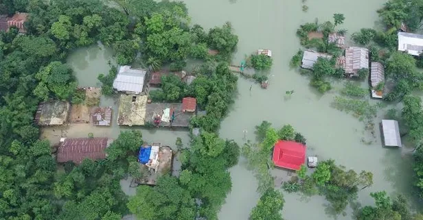 Bangladeş'te sel felaketi! Ölü sayısı artıyor: İnsani kriz baş gösterdi