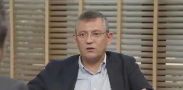 1685811081501.jpeg Seçimlik sözler kararmayan yüzler... Dün "Kaybedince devam etmeyiz" diyen CHP'li Özgür Özel bugün Grup Başkanı olduğu duyurdu-5