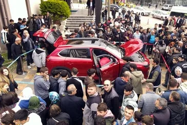 Yerli ve milli otomobil Togg'a Sinop'ta vatandaşlardan yoğun ilgi!