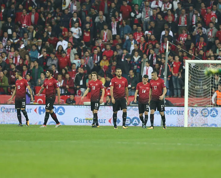 Milli Takım paramparça oldu