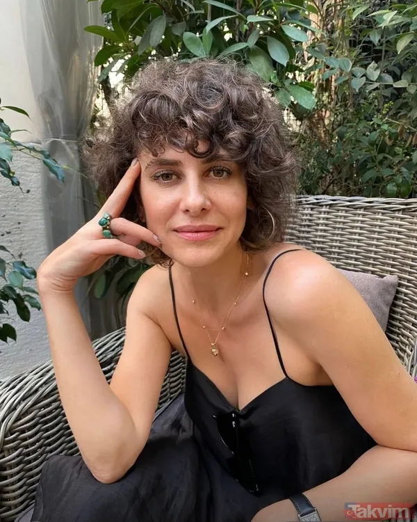 Can Borcu’nun Handan’ı Ebru Özkan bakın aslen nereli! Makedonyalı oyuncuyla evlenen Ebru Özkan meğer... - 7