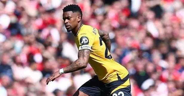 Beşiktaş'ta Osayi-Samuel sonrası sağ beke iki aday