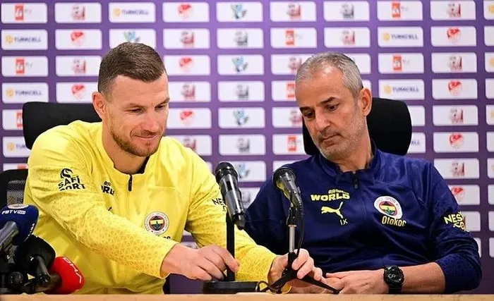 edin-dzekodan-super-kupa-finali-oncesi-dikkat-ceken-icardi-aciklamasi-edin-dzekonun-super-kupa-maci-oncesi-mot-1703791218782.jpeg ÖZEL HABER | Engellemelere rağmen ısrarla cevapladı! Edin Dzeko'dan Icardi sorusuna flaş tepki | takvim.com.tr sordu: Edin Dzeko yanıtladı'-2