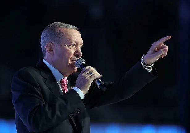 baskan-erdoganin-turkiye-yuzyili-beyannamesi-dunya-mansetlerinde-bugune-kadarki-en-sert-meydan-okuma-1681342969045.jpeg Başkan Erdoğan'ın Türkiye Yüzyılı Beyannamesi dünya manşetlerinde: Bugüne kadar ki en sert meydan okuma-6