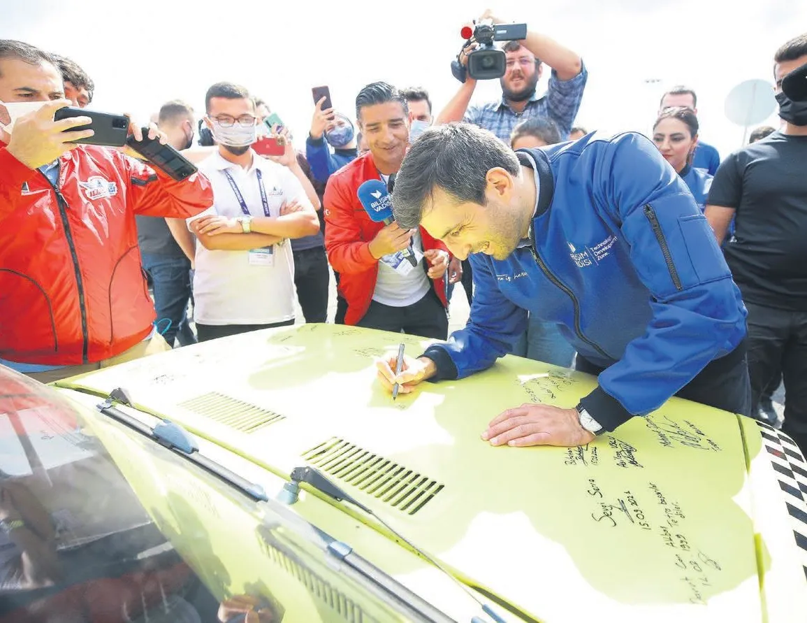 ’Hedef uçan araba teknolojisini geliştirmek’