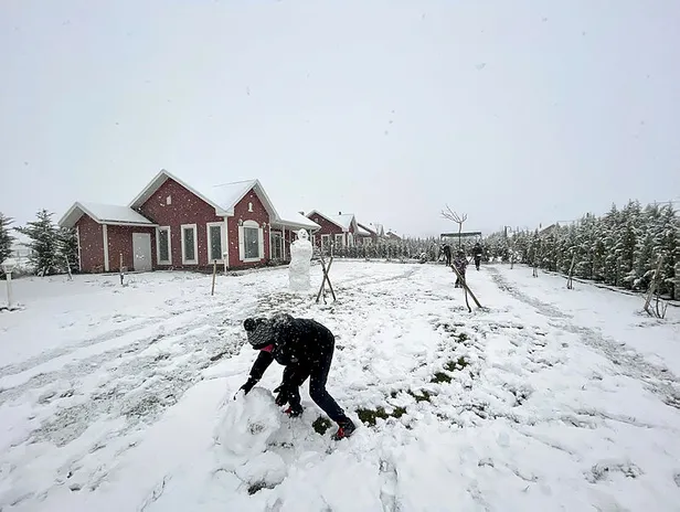 20-aralik-ankara-kar-tatili-son-dakika-yarin-ankarada-okullar-tatil-mi-ankara-valiligi-kar-tatili-aciklamasi-1639919713119.jpg