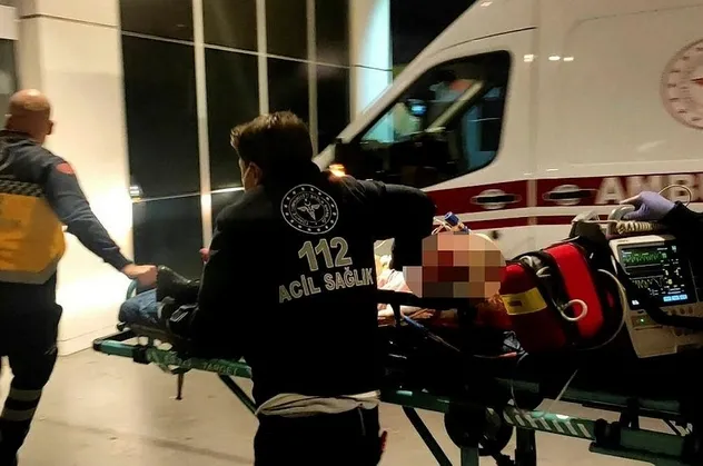 Aydın'da otomobilin arkada koltuğunda kapıyı bir anda açıp atlayan 3 yaşındaki çocuk hayatını kaybetti