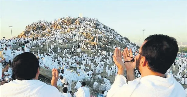 Kutsal topraklarda Hac heyecanı: 1 milyon 800 bin hacı Arafat'a çıkıyor!