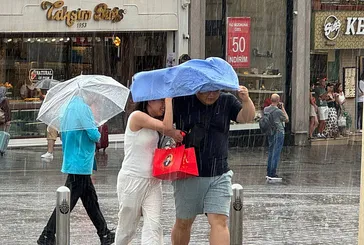 İstanbul’da bu geceye dikkat: Lokal yağışlar geliyor! Meteoroloji’den fırtına alarmı verildi! Yağmurlu hava kaç gün sürecek?