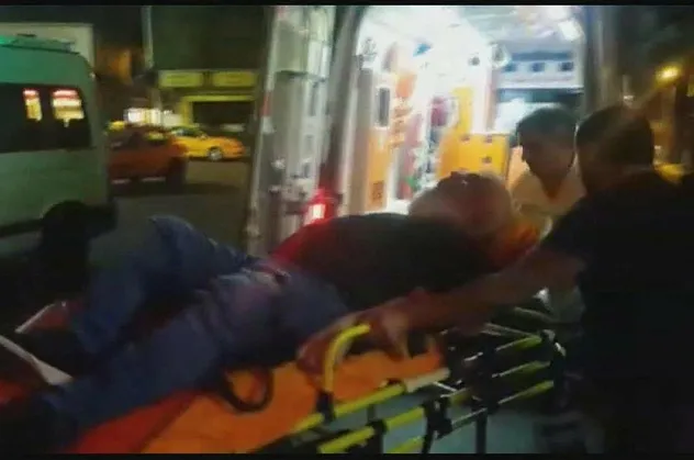 Son dakika: Beyoğlu'nda börekçide 2 kişiye silahlı saldırı: 1 ölü 1 yaralı