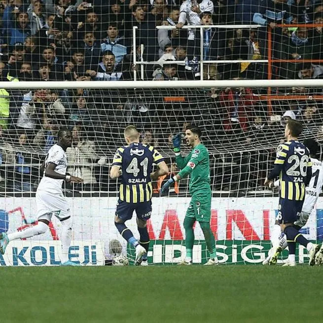 Fener Demir’e tosladı