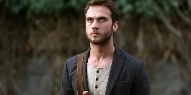 Sadakatsiz'e Asya'nın sevgilisi geldi taş üstünde taş bırakmaycak! Çukur Yamaç'ı Volkan'a azap olup yağacak-7