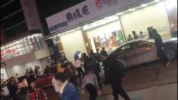 Esenyurt'ta çocukların "sigara kavgası" meydan savaşına döndü! Valilikten flaş açıklama: 7 şüpheli yakalandı!-4