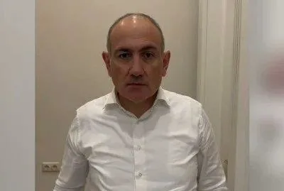 Paşinyan’dan imaj değişikliği