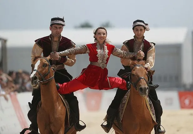 Dünya Etnospor Konfederasyonu Başkanı Bilal Erdoğan: Birbirimize sarılmalıyız-3