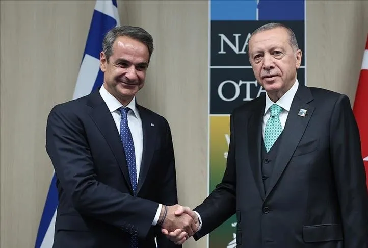 Miçotakis ile görüştü