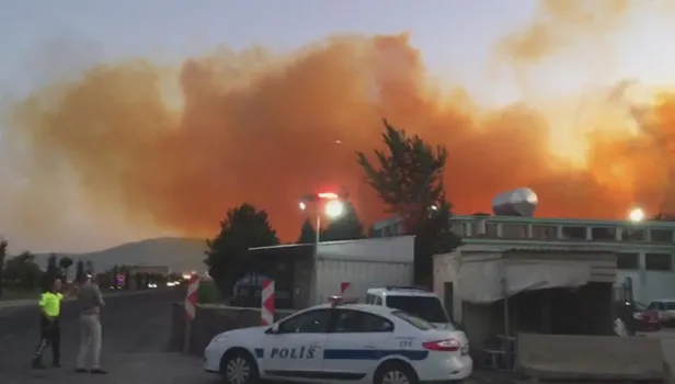 Son dakika: Kütahya'daki bir azot fabrikasında patlama! Ekipler sevk edildi-4