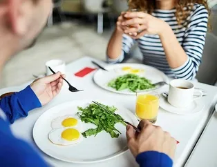 Kalp kırma yumurta kır