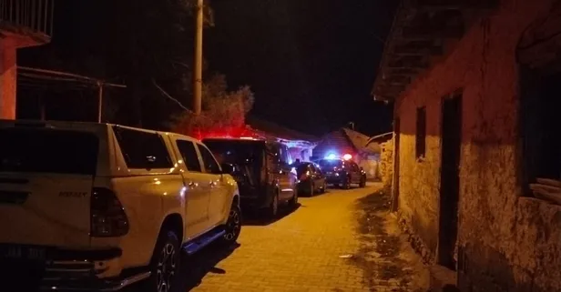 Denizli’de kan donduran olay! Babasının başını taşla ezdi!