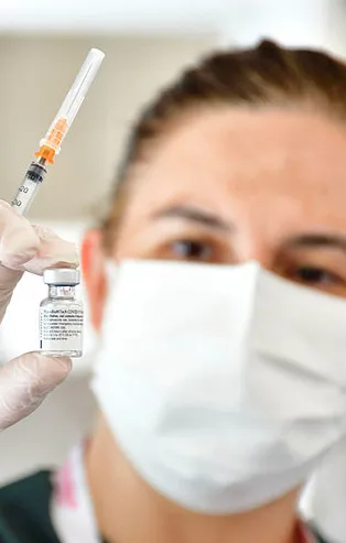 Koronavirüs aşılaması tam gaz! Bayrama kadar hedef en az yüzde 70!