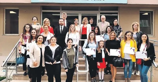 Prof. Dr. Aziz Sancar, Bursa’da kız çocuklarına seslendi: Çok çalışın, her işin en iyisini yapın