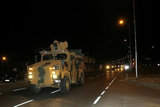 TSK’dan Suriye sınır birliklerine komando ve zırhlı araç sevkiyatı