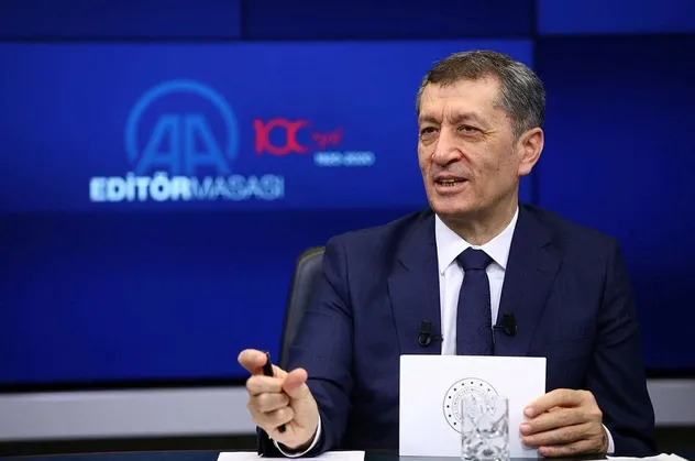 Son dakika: Milli Eğitim Bakanı Ziya Selçuk'tan LGS'ye giren öğrencilere mesaj