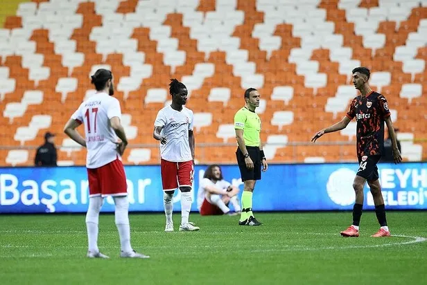 spor-toto-1-ligde-kume-dusen-ilk-takim-balikesirspor-oldu-1649537045285.jpeg Spor Toto 1. Lig'de küme düşen ilk takım Balıkesirspor oldu!-3