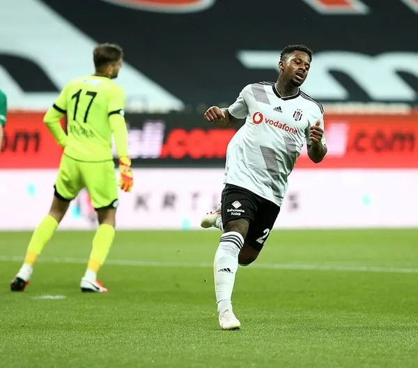 Üstünü siz tamamlayın! Lens’in teklifi Beşiktaş yönetimi’ni çıldırttı-1