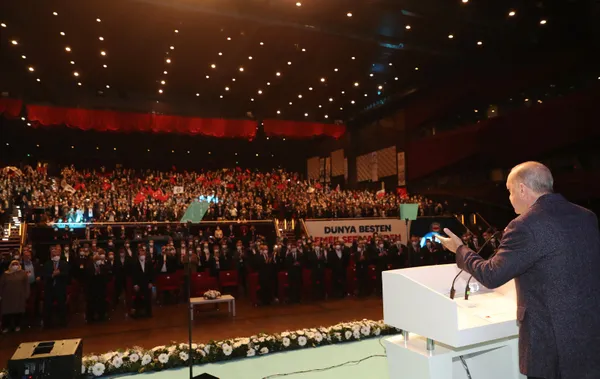 son-dakika-baskan-erdogandan-memursen-buyuk-turkiye-bulusmasinda-onemli-aciklamalar-enflasyona-ezdirmedik-ezdirmeyecegiz-1636894089745.jpg Son dakika: Başkan Erdoğan'dan MEMURSEN Büyük Türkiye Buluşması'nda önemli açıklamalar: Enflasyona ezdirmedik ezdirmeyeceğiz-7